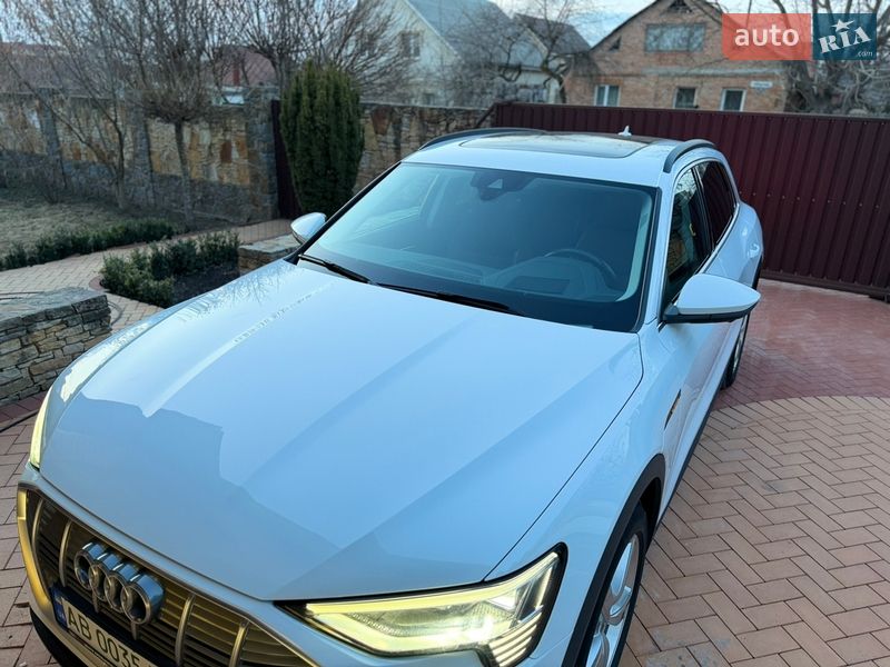Внедорожник / Кроссовер Audi e-tron 2021 в Виннице фото 10 Внедорожник / Кроссовер Audi e-tron 2021 в Виннице