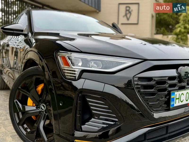 Audi e-tron 2019 VIN WA1LAAGE5KB014477 фото оголошення 26 з 81