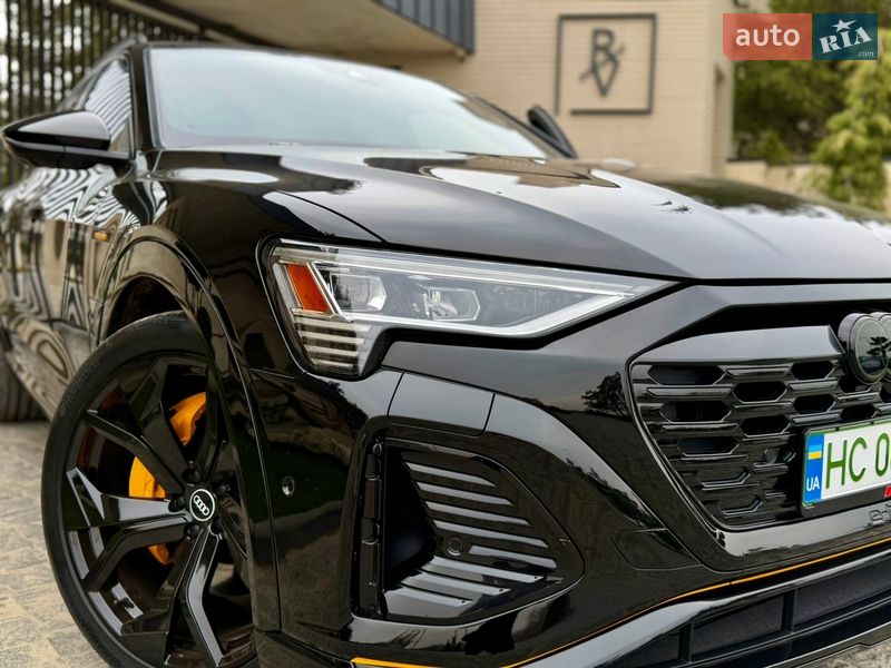 Позашляховик / Кросовер Audi e-tron 2019 в Львові