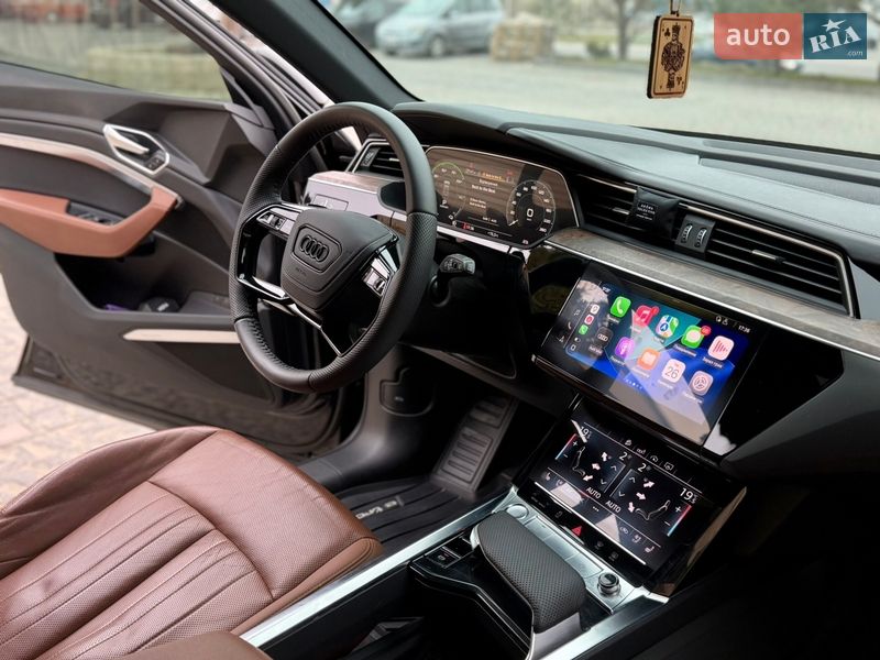 Позашляховик / Кросовер Audi e-tron 2019 в Львові