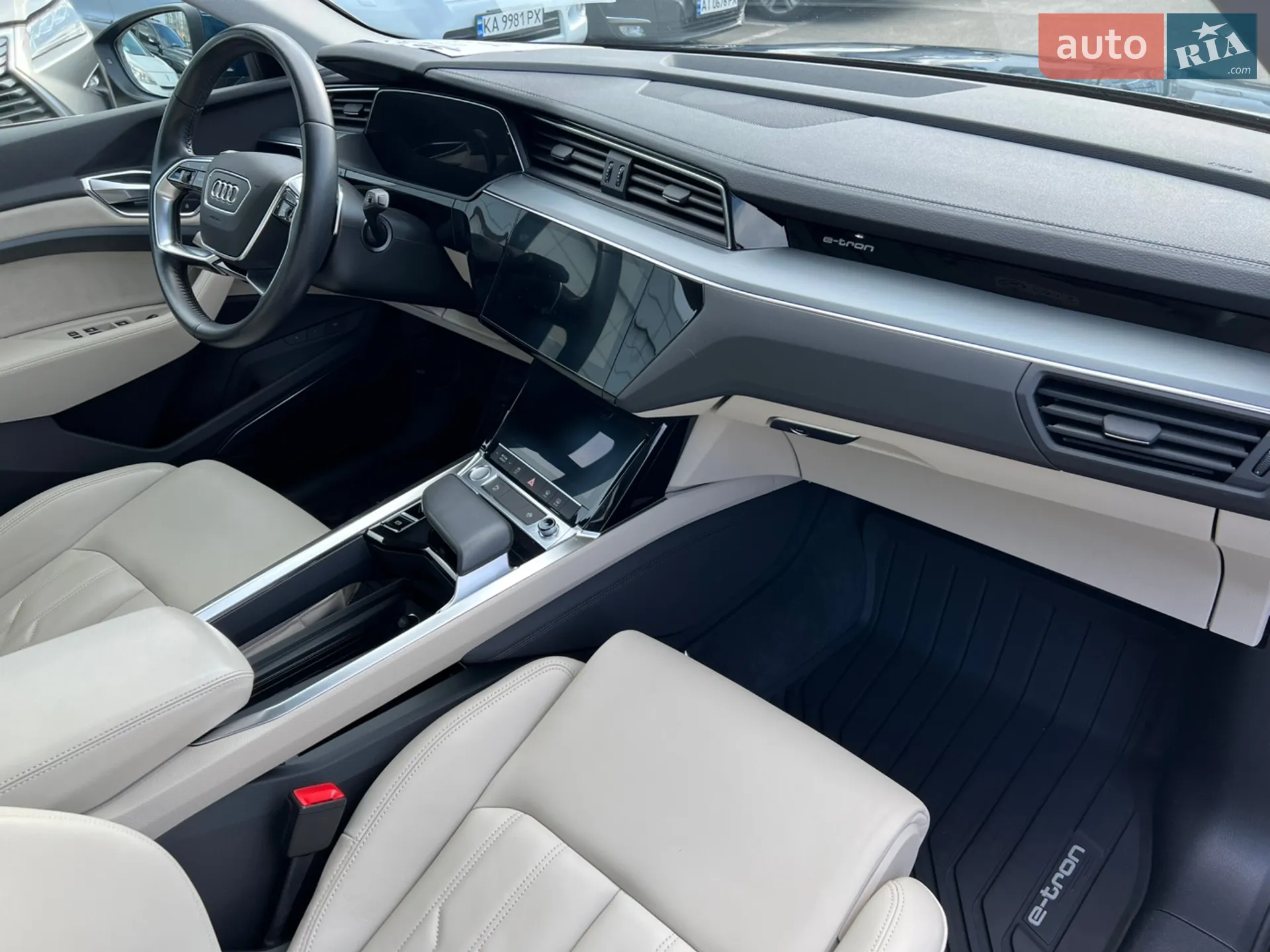 2020 Audi e-tron - мініатюра 26