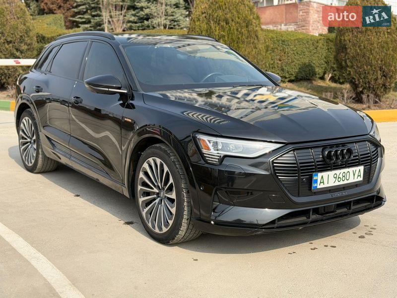 Внедорожник / Кроссовер Audi e-tron 2019 в Ивано-Франковске