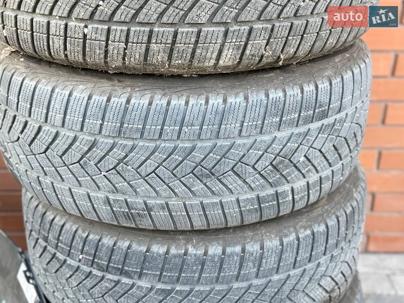 Внедорожник / Кроссовер Audi e-tron 2021 в Луцке