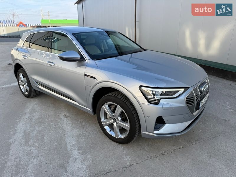 Внедорожник / Кроссовер Audi e-tron 2021 в Виннице