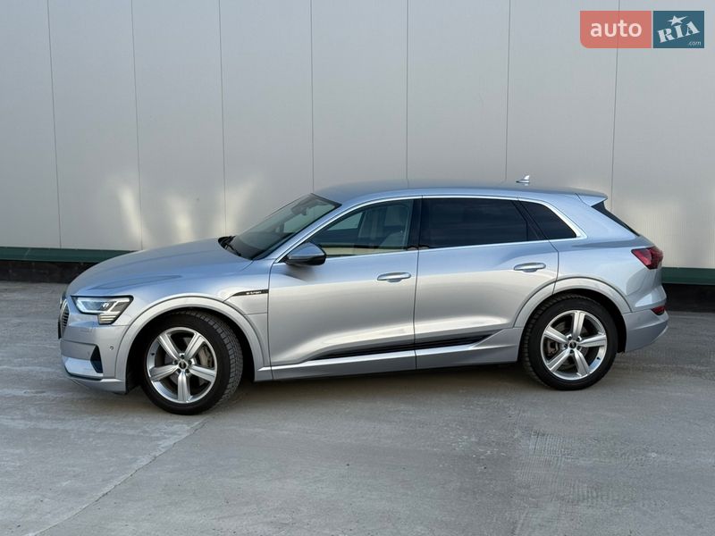 Внедорожник / Кроссовер Audi e-tron 2021 в Виннице