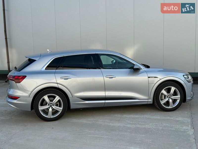 Внедорожник / Кроссовер Audi e-tron 2021 в Виннице