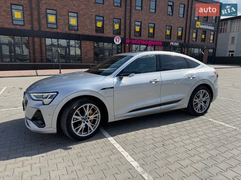 Внедорожник / Кроссовер Audi e-tron 2020 в Виннице фото Внедорожник / Кроссовер Audi e-tron 2020 в Виннице