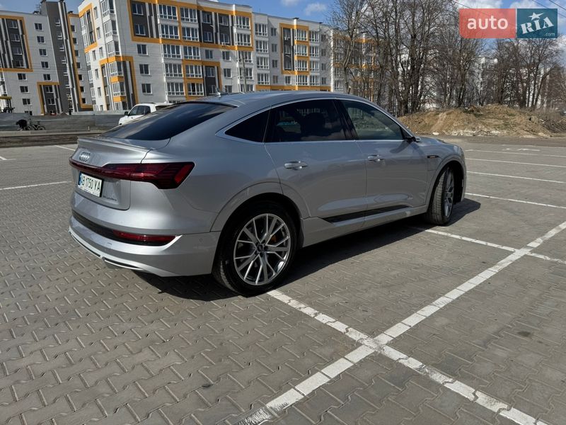 Внедорожник / Кроссовер Audi e-tron 2020 в Виннице фото 14 Внедорожник / Кроссовер Audi e-tron 2020 в Виннице
