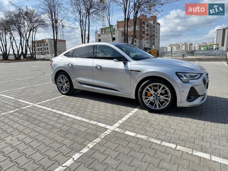Внедорожник / Кроссовер Audi e-tron 2020 в Виннице фото 7 Внедорожник / Кроссовер Audi e-tron 2020 в Виннице