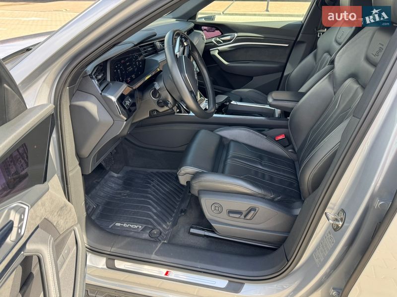 Внедорожник / Кроссовер Audi e-tron 2020 в Виннице фото 17 Внедорожник / Кроссовер Audi e-tron 2020 в Виннице