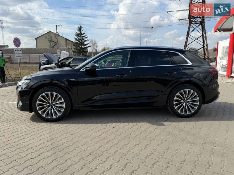 Внедорожник / Кроссовер Audi e-tron 2022 в Виннице фото 7 Внедорожник / Кроссовер Audi e-tron 2022 в Виннице