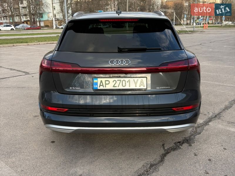 Внедорожник / Кроссовер Audi e-tron 2021 в Запорожье