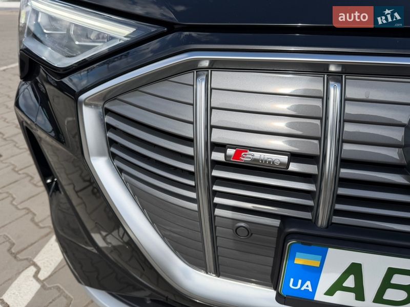 Внедорожник / Кроссовер Audi e-tron 2022 в Виннице фото 12 Внедорожник / Кроссовер Audi e-tron 2022 в Виннице