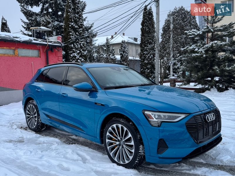 Audi e-tron 2019
