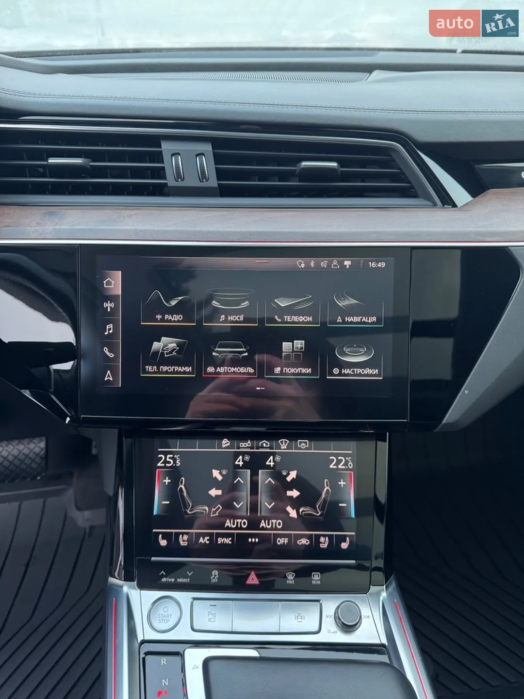 2019 Audi e-tron - мініатюра 22