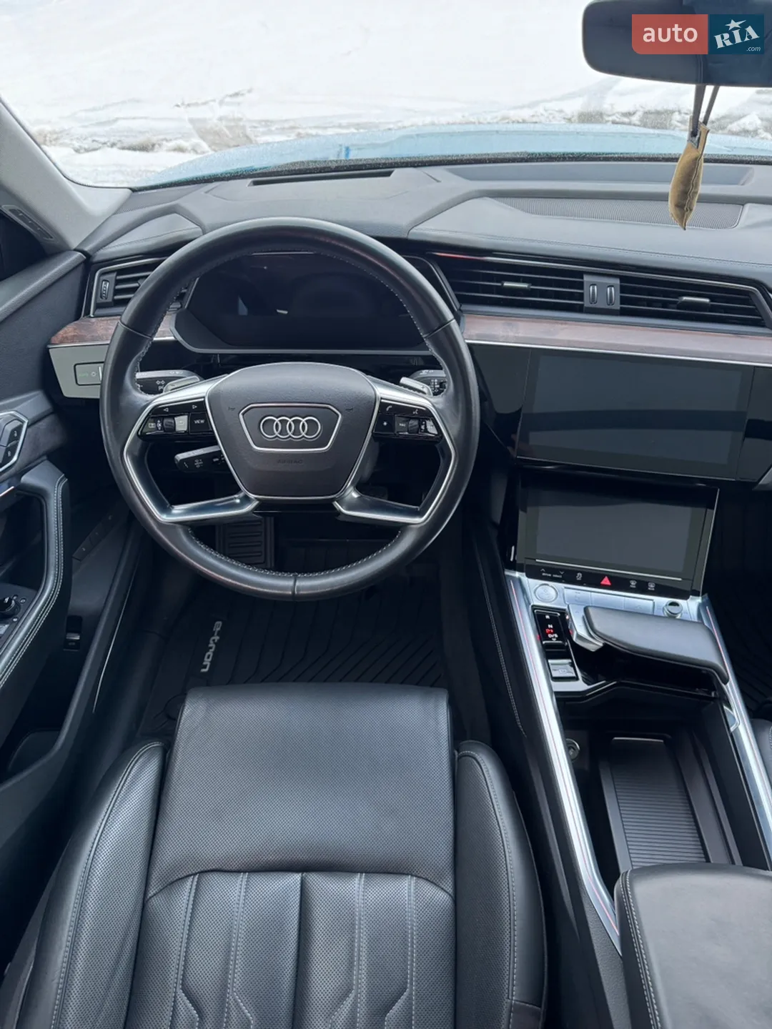 2019 Audi e-tron - мініатюра 26