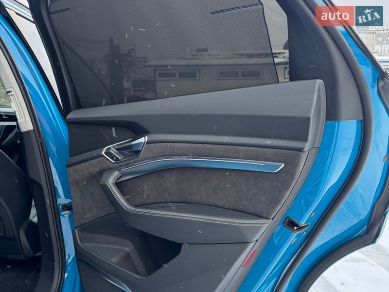 Внедорожник / Кроссовер Audi e-tron 2019 в Львове