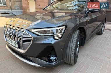 Позашляховик / Кросовер Audi e-tron 2021 в Києві