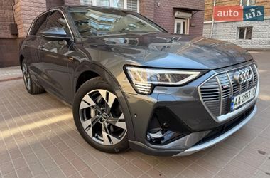 Внедорожник / Кроссовер Audi e-tron 2021 в Киеве