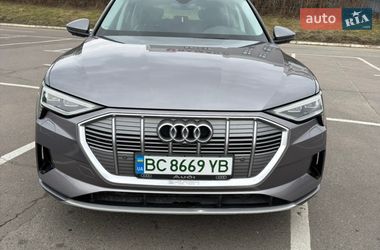 Внедорожник / Кроссовер Audi e-tron 2019 в Львове