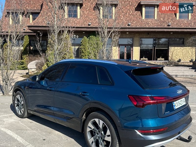 Внедорожник / Кроссовер Audi e-tron 2019 в Харькове фото 9 Внедорожник / Кроссовер Audi e-tron 2019 в Харькове