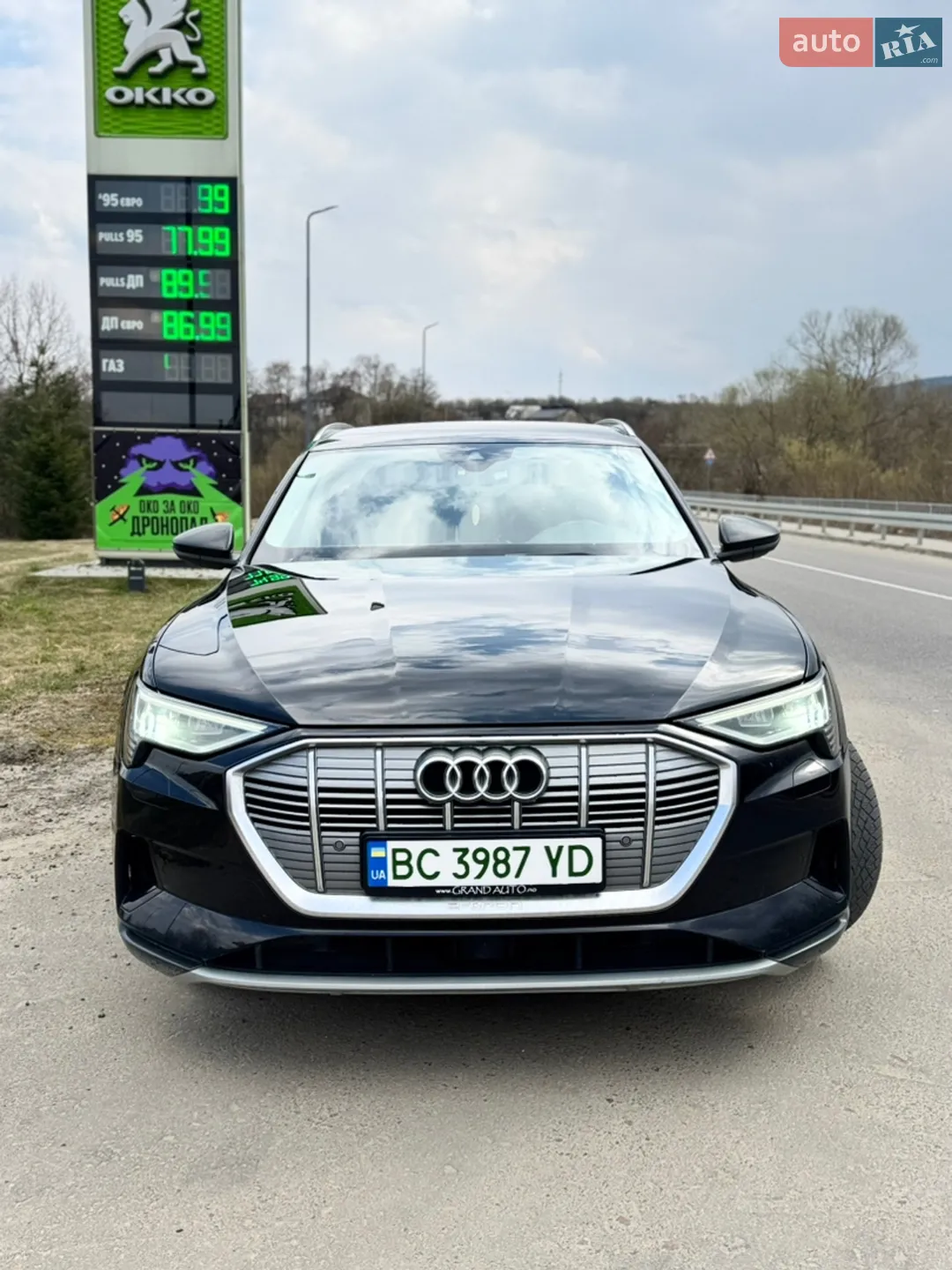 2019 Audi e-tron - мініатюра 7