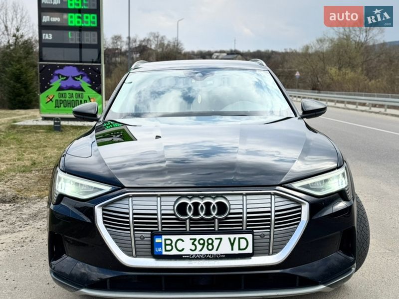 Внедорожник / Кроссовер Audi e-tron 2019 в Львове