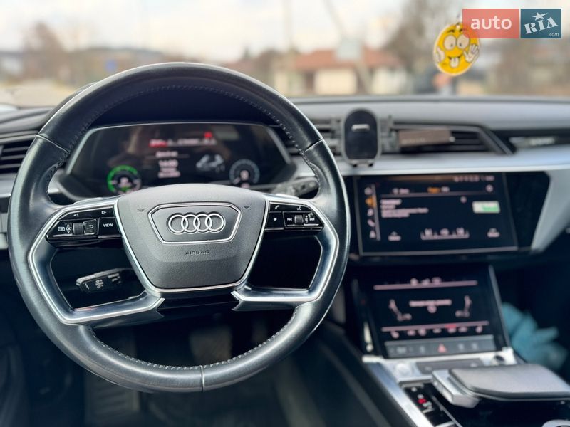 Внедорожник / Кроссовер Audi e-tron 2019 в Львове