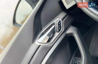Внедорожник / Кроссовер Audi e-tron 2019 в Львове