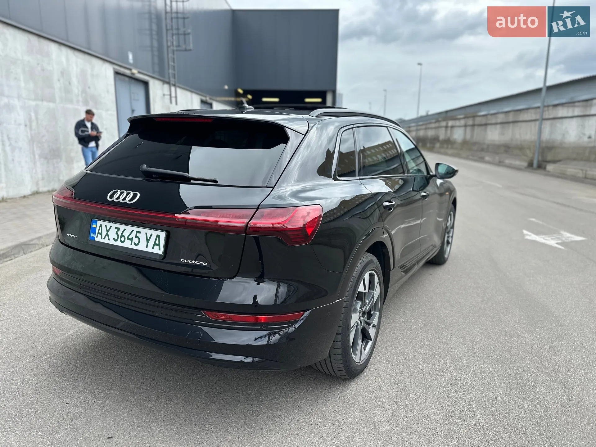 2021 Audi e-tron - мініатюра 6