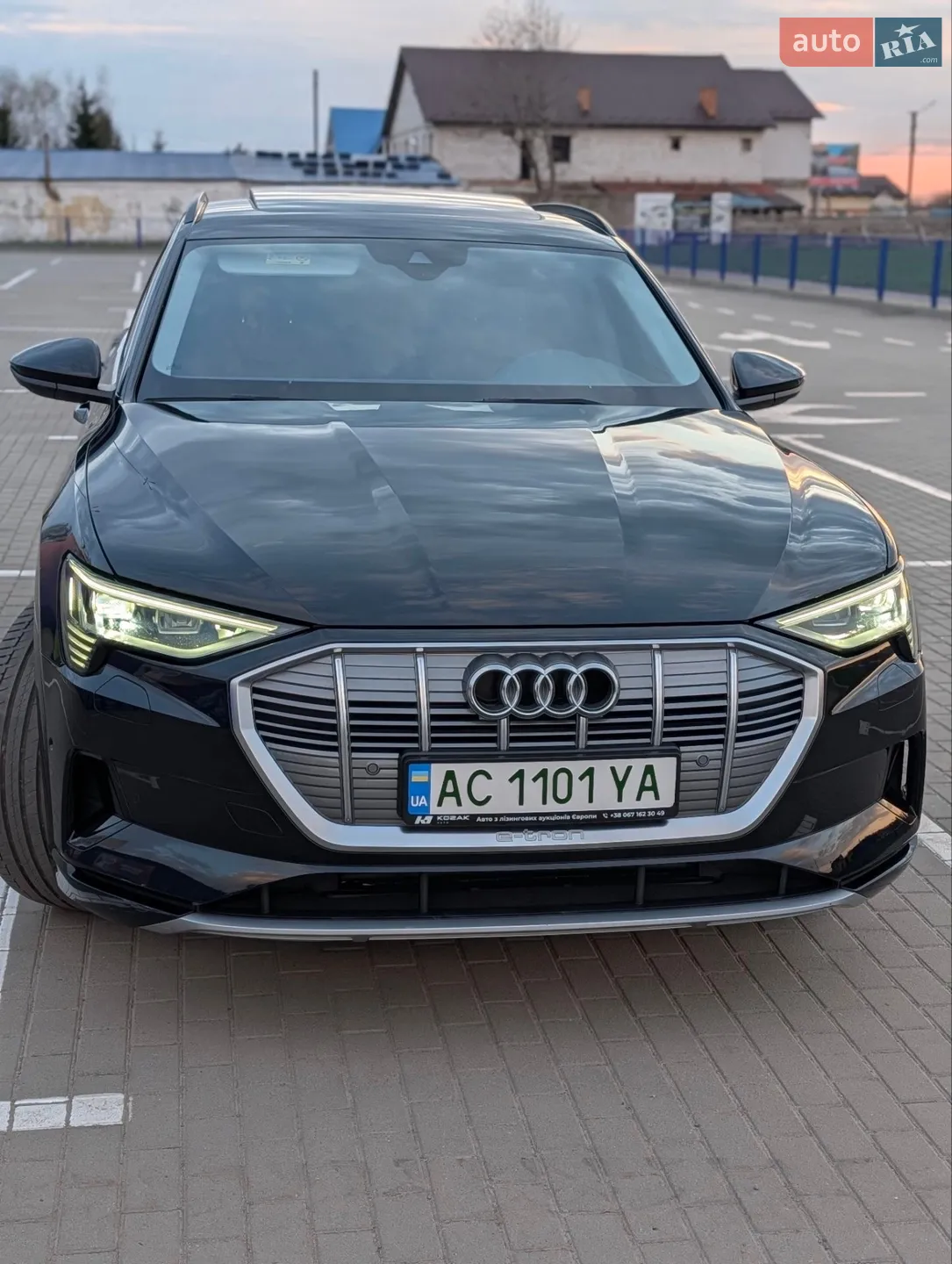 2020 Audi e-tron - мініатюра 32