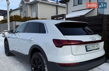 Внедорожник / Кроссовер Audi e-tron 2021 в Киеве