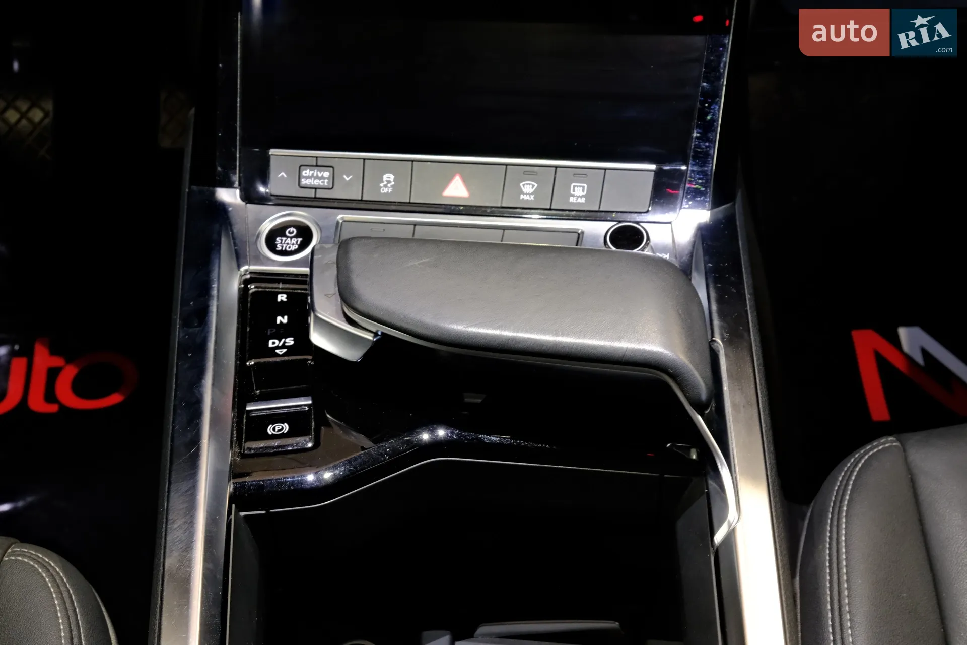 2020 Audi e-tron - мініатюра 35