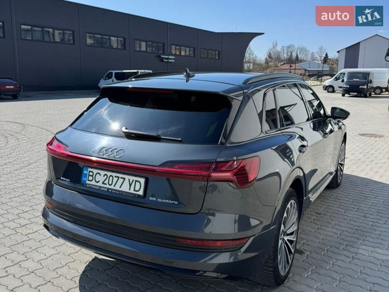 Внедорожник / Кроссовер Audi e-tron 2019 в Бориславе