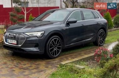 Позашляховик / Кросовер Audi e-tron 2019 в Сокалі