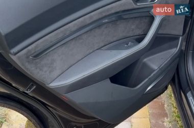 Внедорожник / Кроссовер Audi e-tron 2019 в Сокале