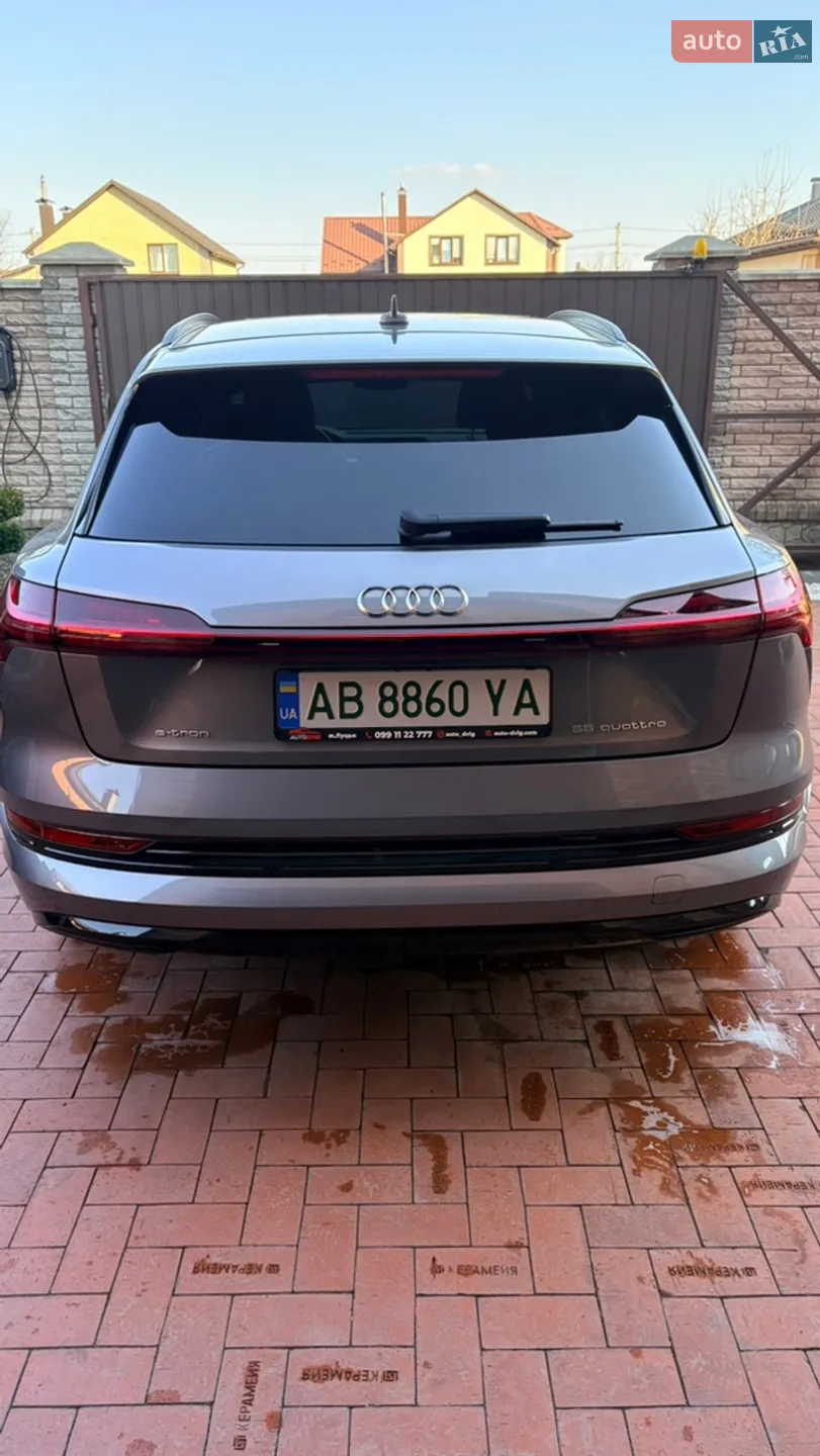 2019 Audi e-tron - мініатюра 9