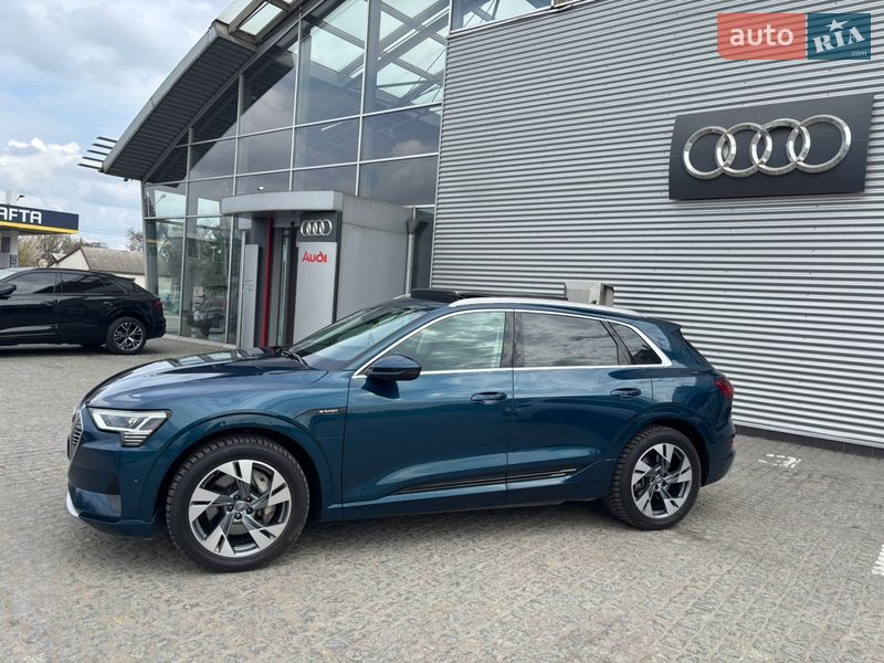 Внедорожник / Кроссовер Audi e-tron 2019 в Днепре