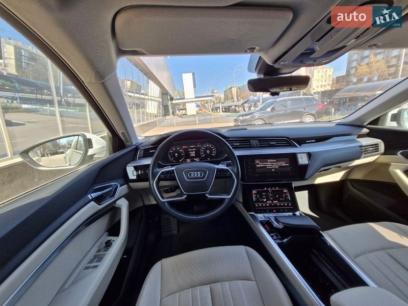 Внедорожник / Кроссовер Audi e-tron 2020 в Киеве