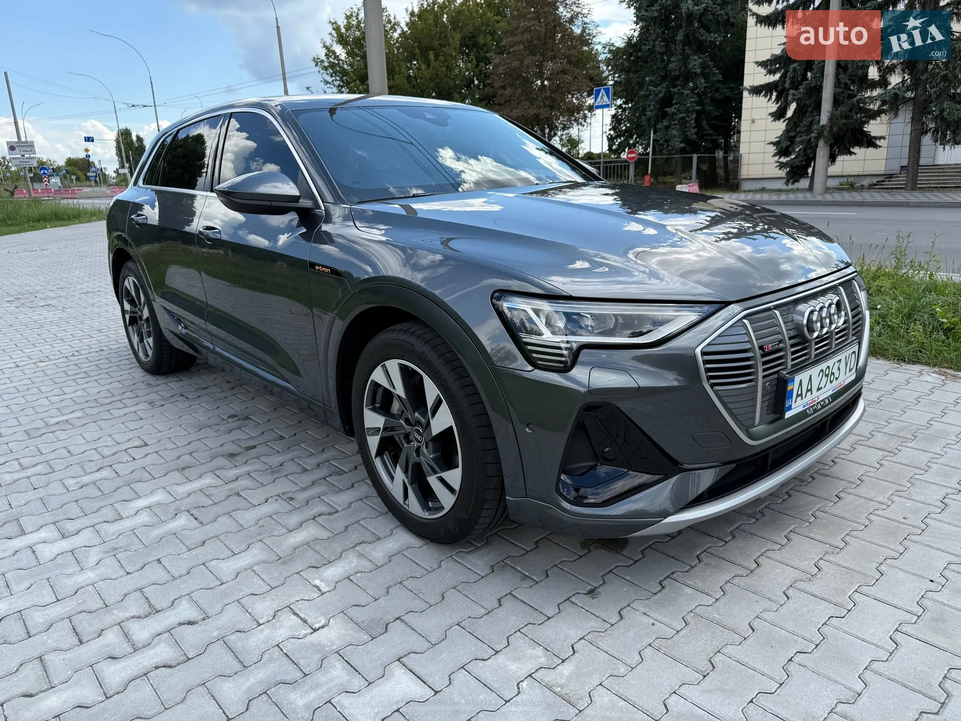 2021 Audi e-tron - мініатюра 4