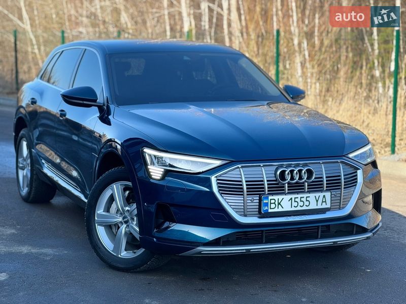 Audi e-tron 2021