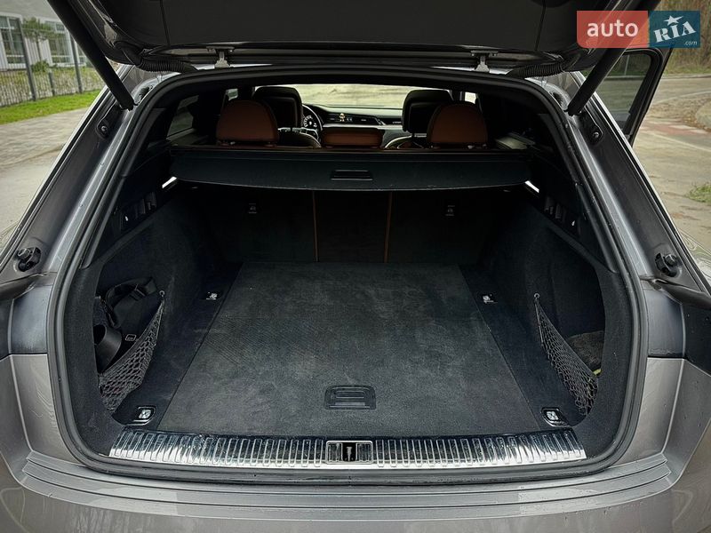 Позашляховик / Кросовер Audi e-tron 2019 в Житомирі