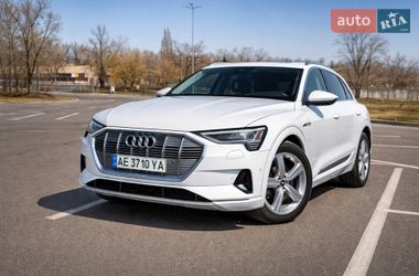 Внедорожник / Кроссовер Audi e-tron 2019 в Кривом Роге