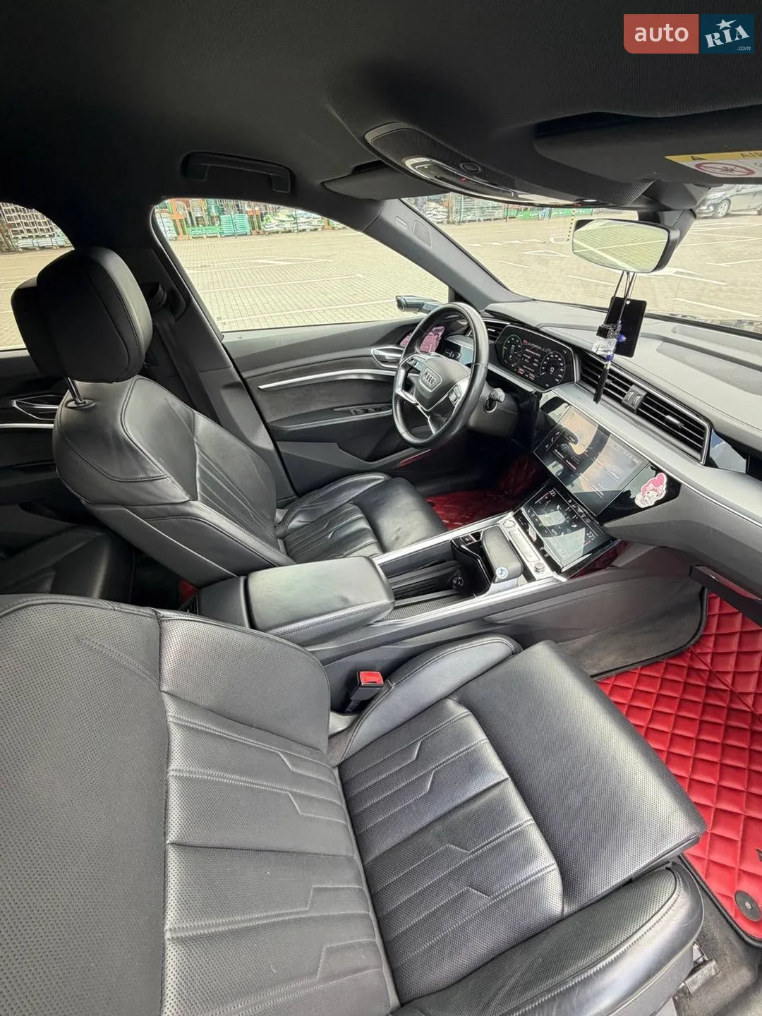 2020 Audi e-tron - мініатюра 21
