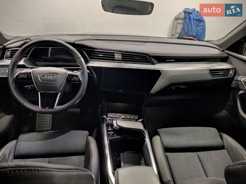 Позашляховик / Кросовер Audi e-tron 2022 в Самборі фото 28 Позашляховик / Кросовер Audi e-tron 2022 в Самборі