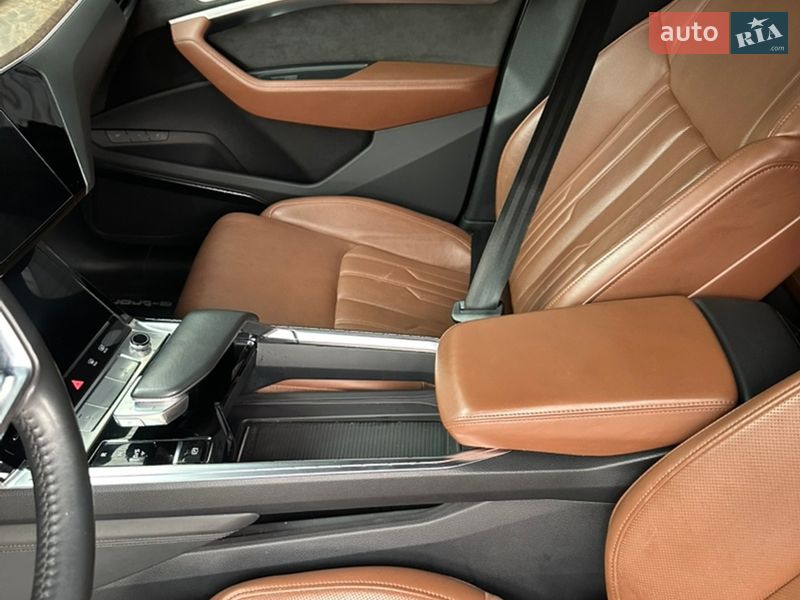 Позашляховик / Кросовер Audi e-tron 2019 в Івано-Франківську