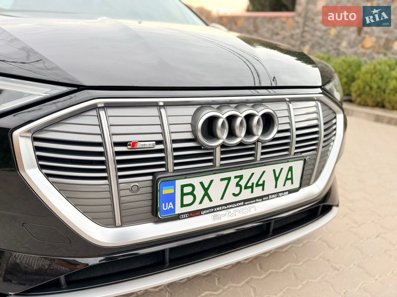 Внедорожник / Кроссовер Audi e-tron 2022 в Хмельницком