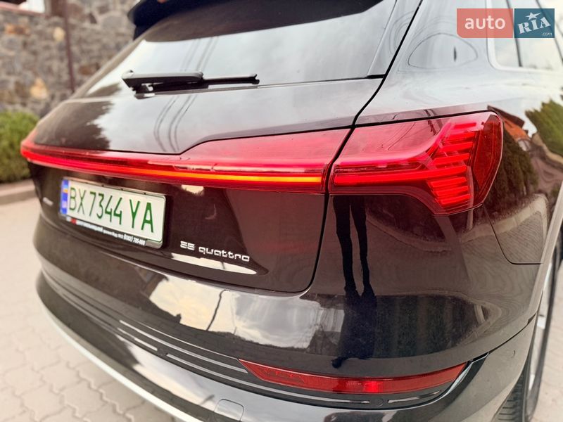Внедорожник / Кроссовер Audi e-tron 2022 в Хмельницком