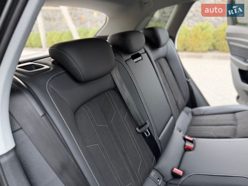 Внедорожник / Кроссовер Audi e-tron 2022 в Хмельницком