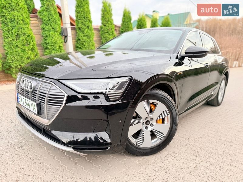 Внедорожник / Кроссовер Audi e-tron 2022 в Хмельницком